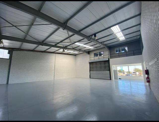 INDUSTRIAL PROPERTY TO RENT IN HALFWAY HOUSE